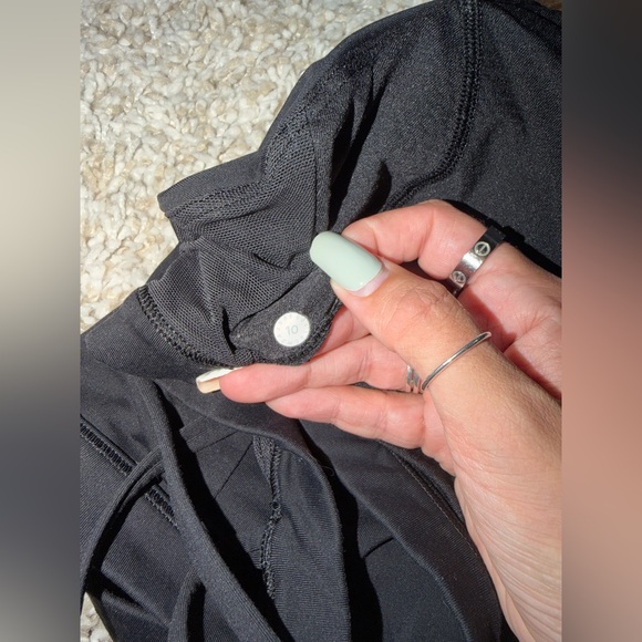 *Sold* Lululemon Free To Be Serene Bra - Picture 6 of 6